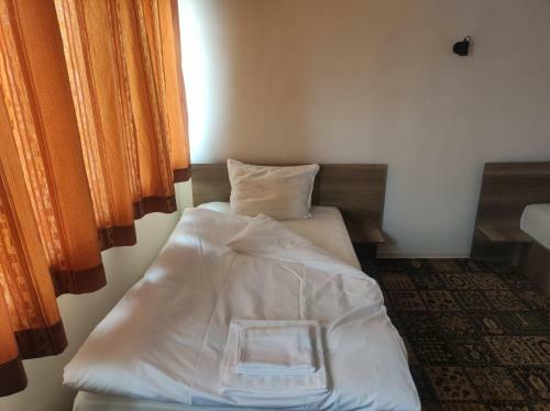 Hotel ??????