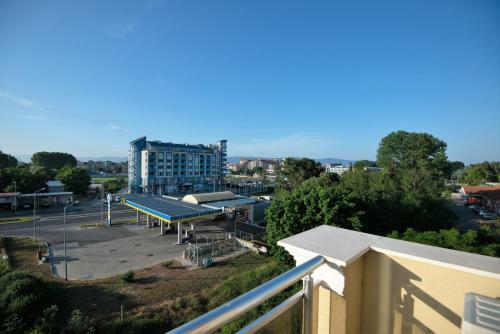 Modern Spacious 1bd Apartment For Two In Nesebar