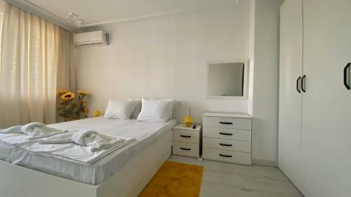 Bratanov Edelweiess Private Apartment