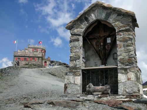Hotel Rifugio Garibaldi