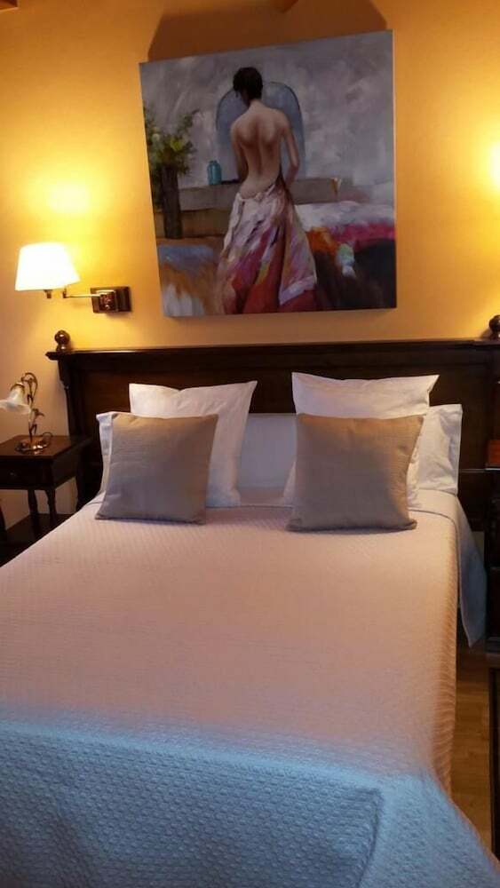 Hotel La Biesca Sebre�u