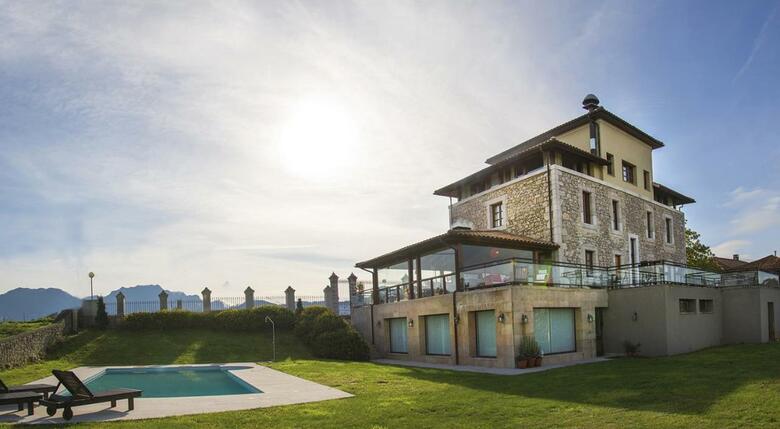 Hotel Villadesella