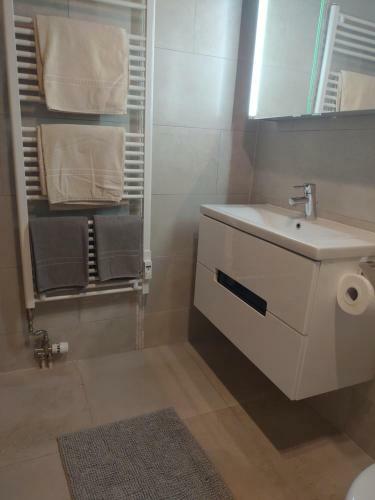 Apartamento Studio Au Calme, Vue Imprenable Sur La Vall�e
