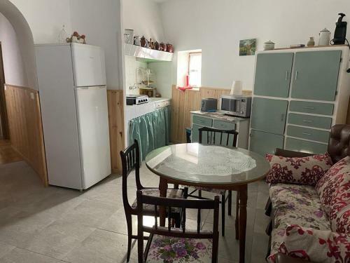 Casa En Arisgotas Con Encanto