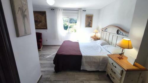 Lovely 4-bed House In Altea With Swimming Pool