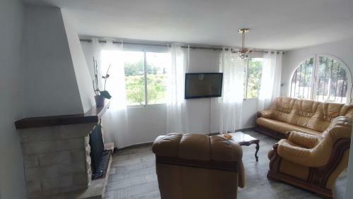 Lovely 4-bed House In Altea With Swimming Pool