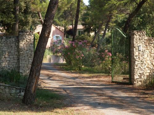 Villas Roque Blanc En Provence