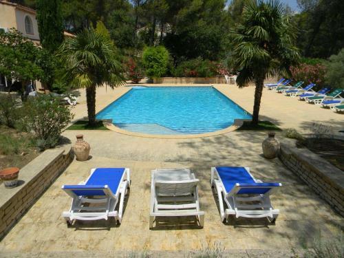Villas Roque Blanc En Provence