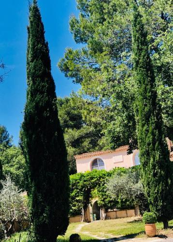 Villas Roque Blanc En Provence