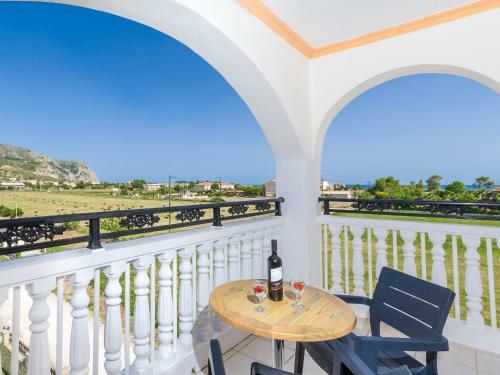 Hostal Athina Apartments