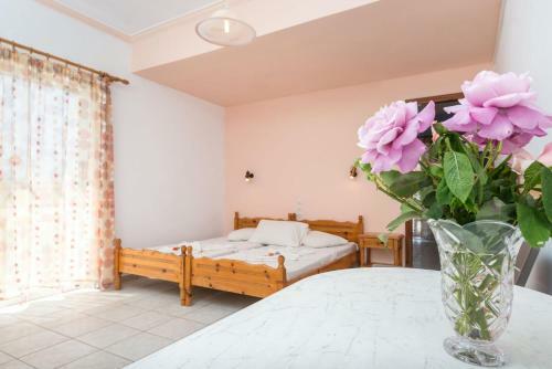 Hostal Athina Apartments