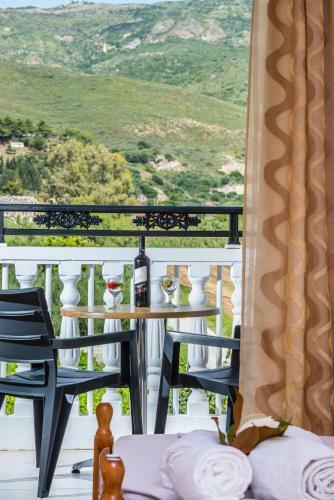 Hostal Athina Apartments