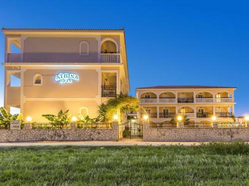 Hostal Athina Apartments
