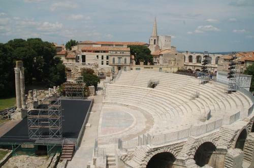 Arles : Agr�able Maison de Ville Proche Des Ar�nes