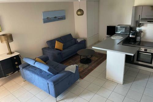 Apartamento Modern Apt With Balcony Near The Port