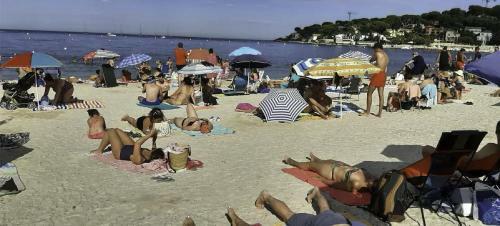 Ermitage Studio, Front De Mer, Plage 200m