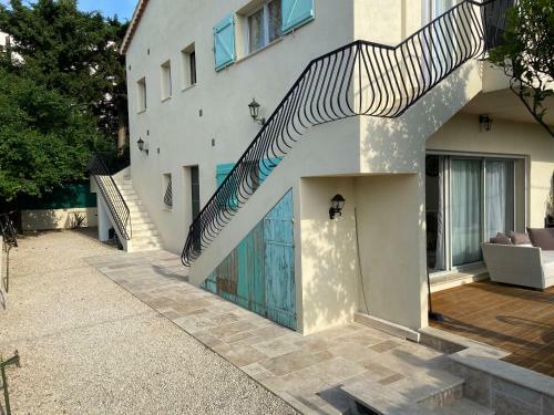 Apartamento 2 Pi�ces En Rdjardin Avec 2 Grands Terrasses
