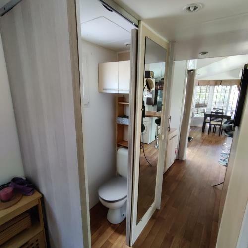 Charmant Mobil-home Proche Plage, Parking Gratuit