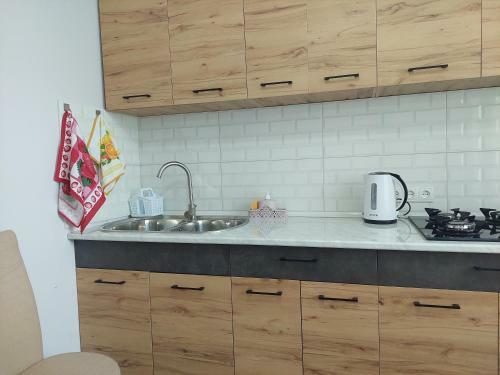 V Apartment