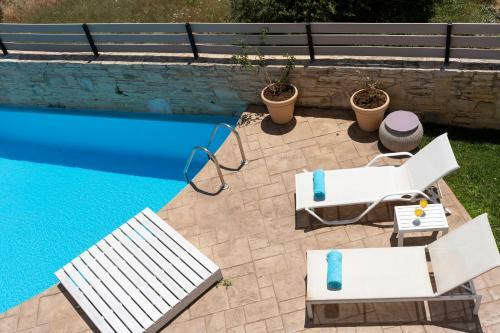 Linari Villa, A Peaceful & Cozy 2bdr Villa With Private Pool!