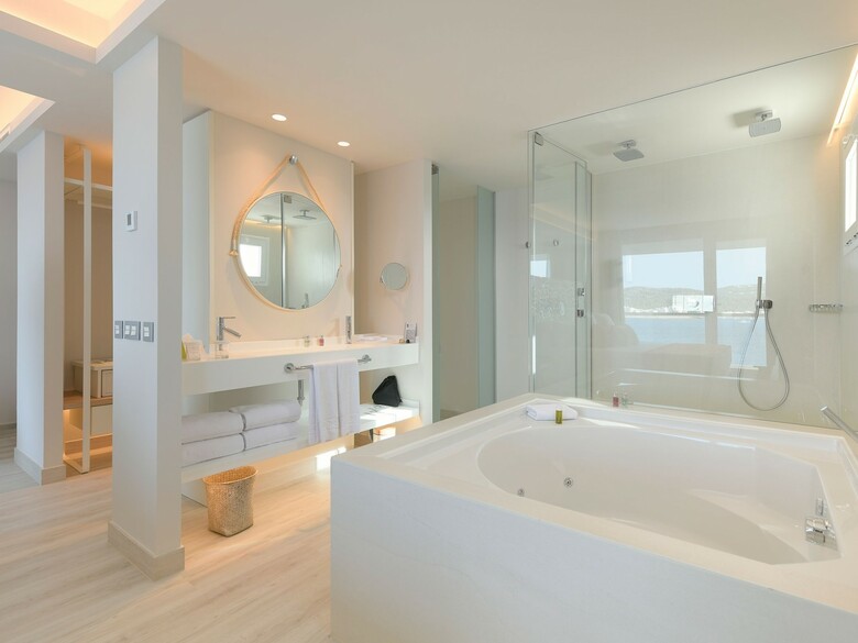 Am�re Beach Hotel Ibiza - Adults Recommended