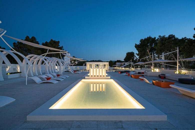 Apartamentos THB Naeco Ibiza - Adults Only