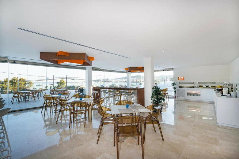 Apartamentos THB Naeco Ibiza - Adults Only