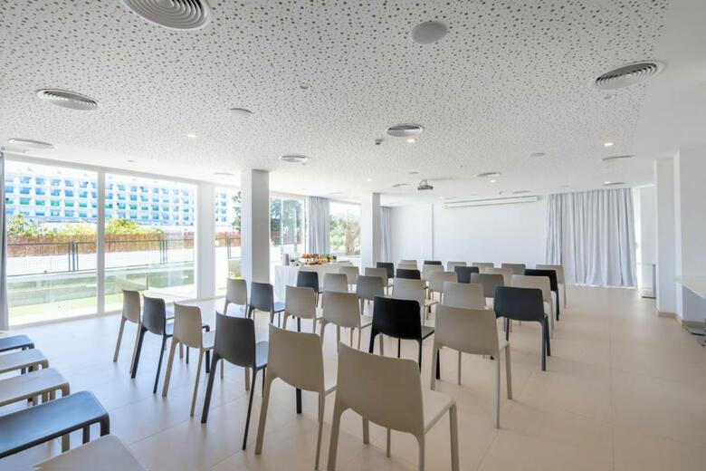 Hotel Els Pins Resort & Spa