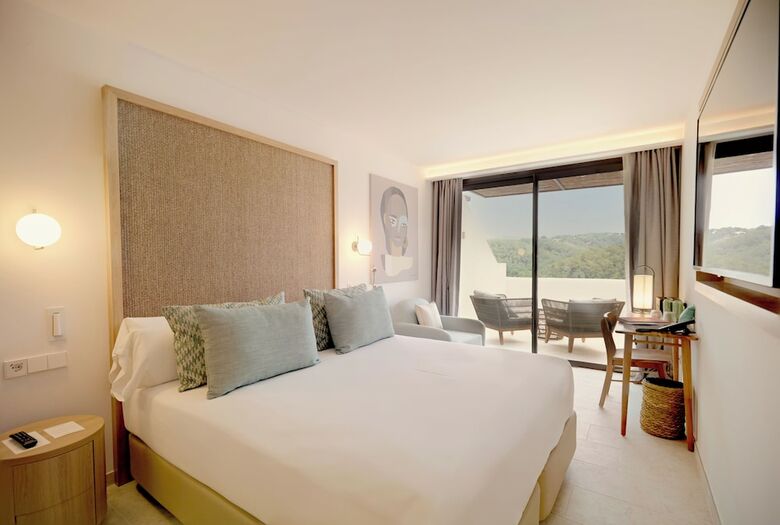 Cala San Miguel Hotel Ibiza, Curio Collection By Hilton, Adults Only