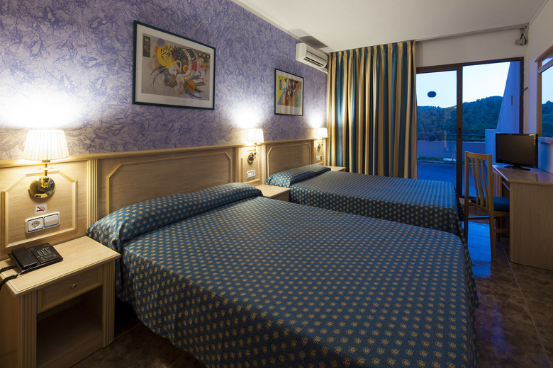 Cala San Miguel Hotel Ibiza, Curio Collection By Hilton, Adults Only