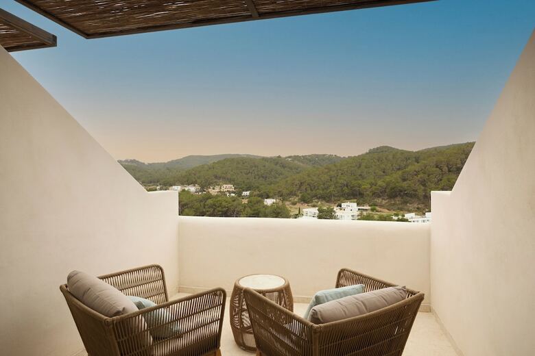 Cala San Miguel Hotel Ibiza, Curio Collection By Hilton, Adults Only