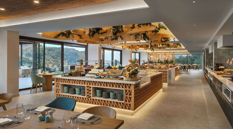 Cala San Miguel Hotel Ibiza, Curio Collection By Hilton, Adults Only
