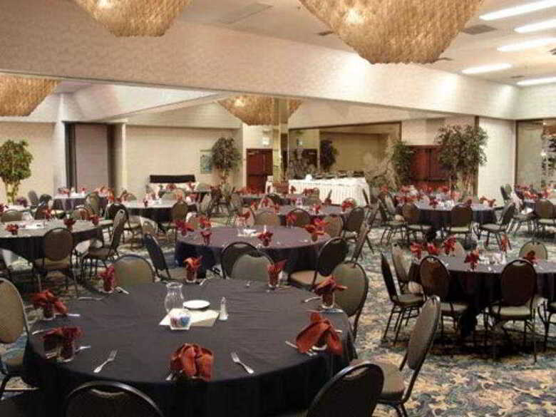 Hotel Shilo Inn Portland Airport