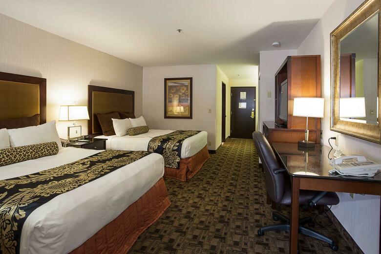 Hotel Shilo Inn Portland Airport