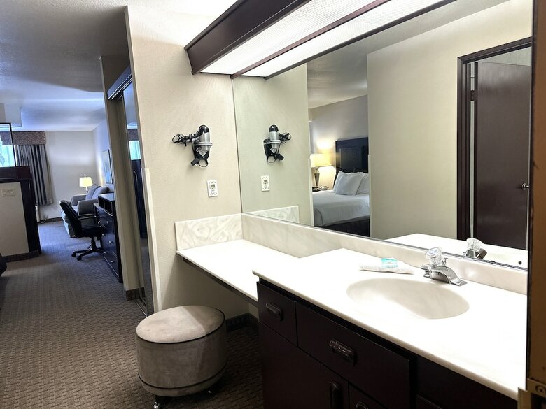 Hotel Shilo Inn Portland Airport