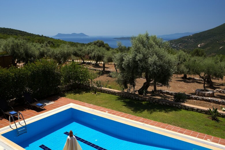 Villas Armeno