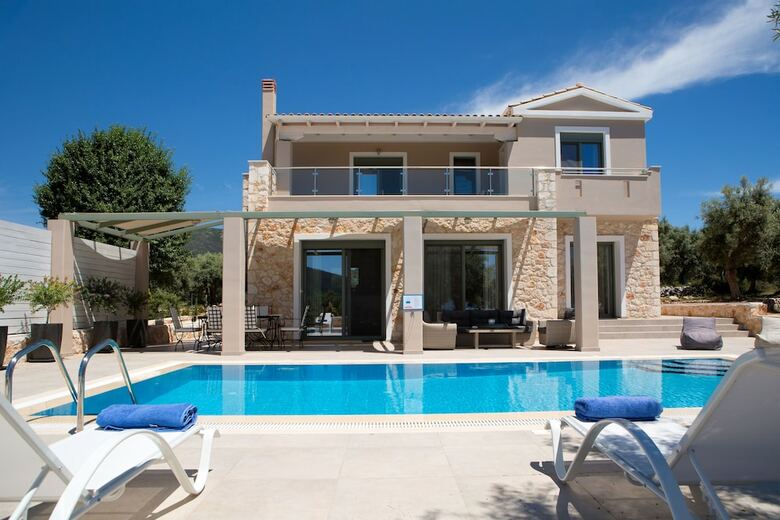 Villas Armeno