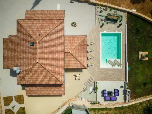 Villa Green Pearl