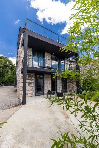 Villa Arija