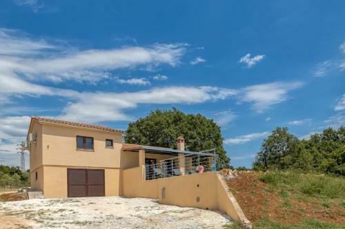Holiday House Karbonaca With Private Pool