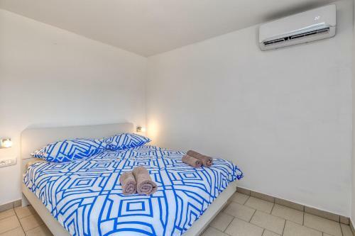 Holiday House Karbonaca With Private Pool