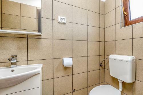 Holiday House Karbonaca With Private Pool