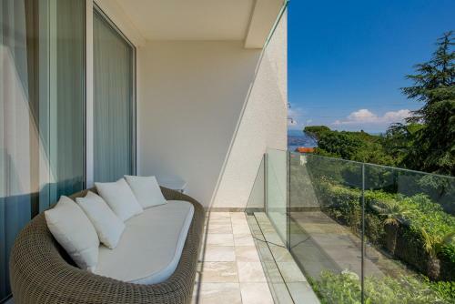Apartment Stella - Rooftop Swimming Pool