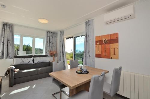 Apartments Villa Gara