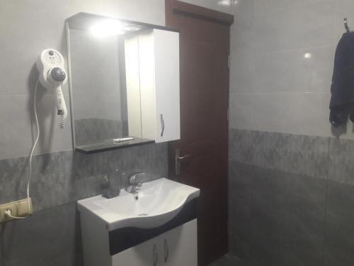Apartamento ???????? ? ??????! ????? ?????? 150 ????? ?? ????!