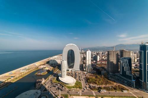 Batumi Colored Pebbles Beach & Sea View Aparthotel