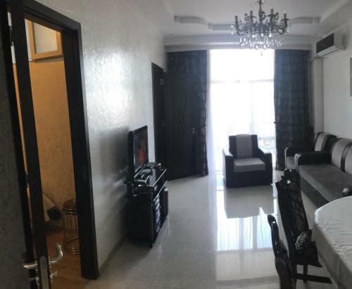 Love Point Apartment