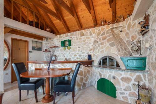 Villa Adriatic Stone Residence