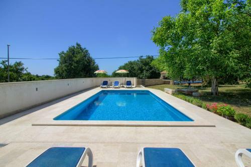 Villa Taki