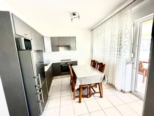 Seafront Apartment 4+1